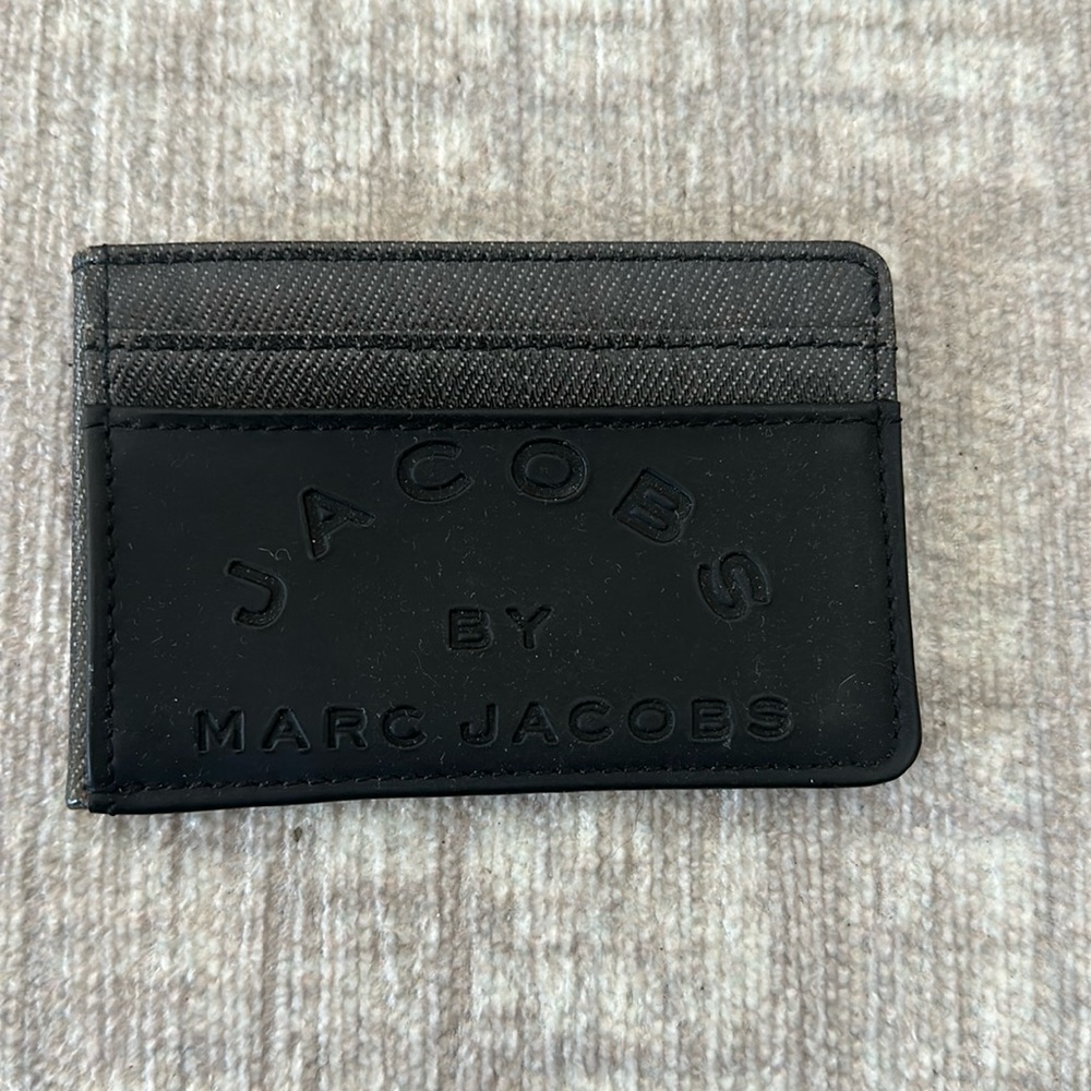 Marc Jacobs black card wallet
